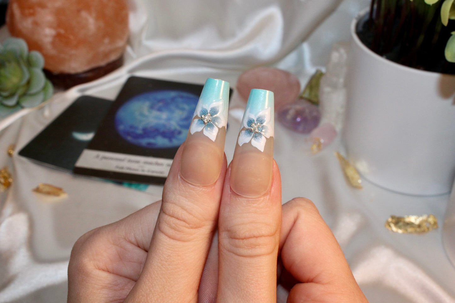 Fae Tips – Frosted Bloom